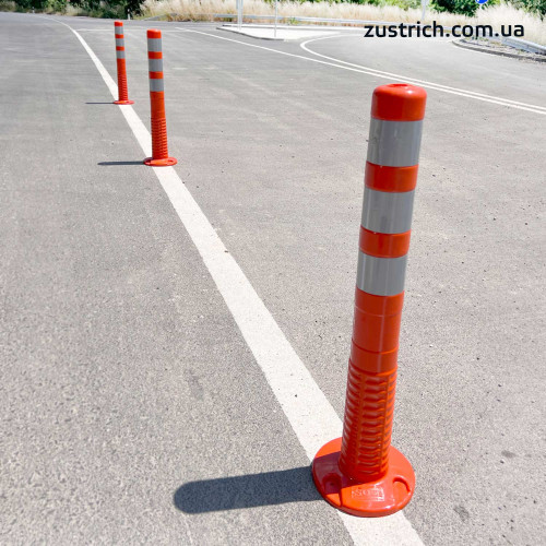 Road post for dividing traffic lanes DS42 750mm - buy from a warehouse - low price in UAH: delivery, availability