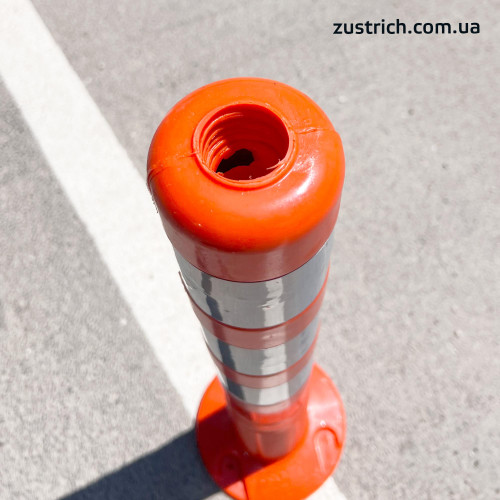 Road post for dividing traffic lanes DS42 750mm - buy from a warehouse - low price in UAH: delivery, availability