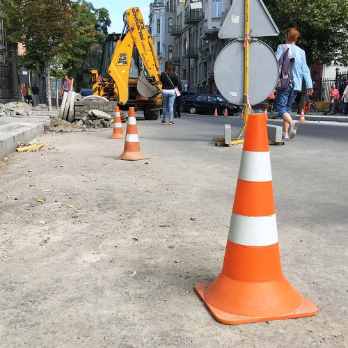 Дорожній конус КД07 52 см, 2 світлоповертаючі смуги купити зі складу, наявність, ціна в грн з ПДВ Дорожній конус КД07 52 см, 2 світлоповертаючі смуги купити зі складу, наявність, ціна в грн з ПДВ